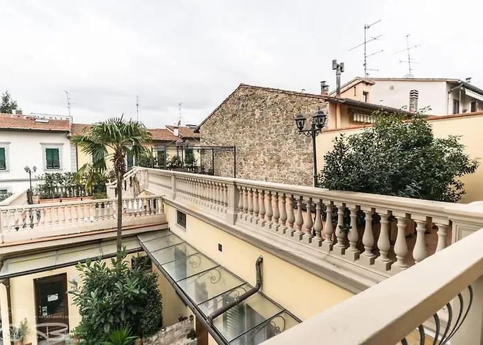 Nice portion of property By Villa Il Mosaico